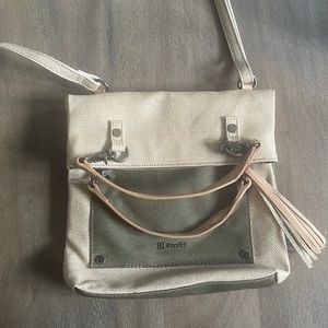 Sherpäni crossbody purse